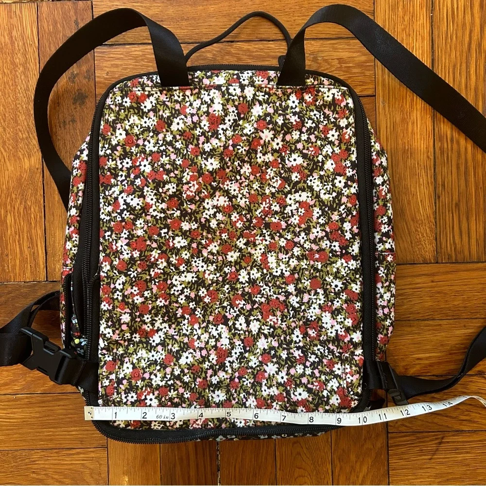 Nike Tanjun Backpack Black Floral Expandable with Laptop Sleeve Urban Outfitters - Picture 3 of 8